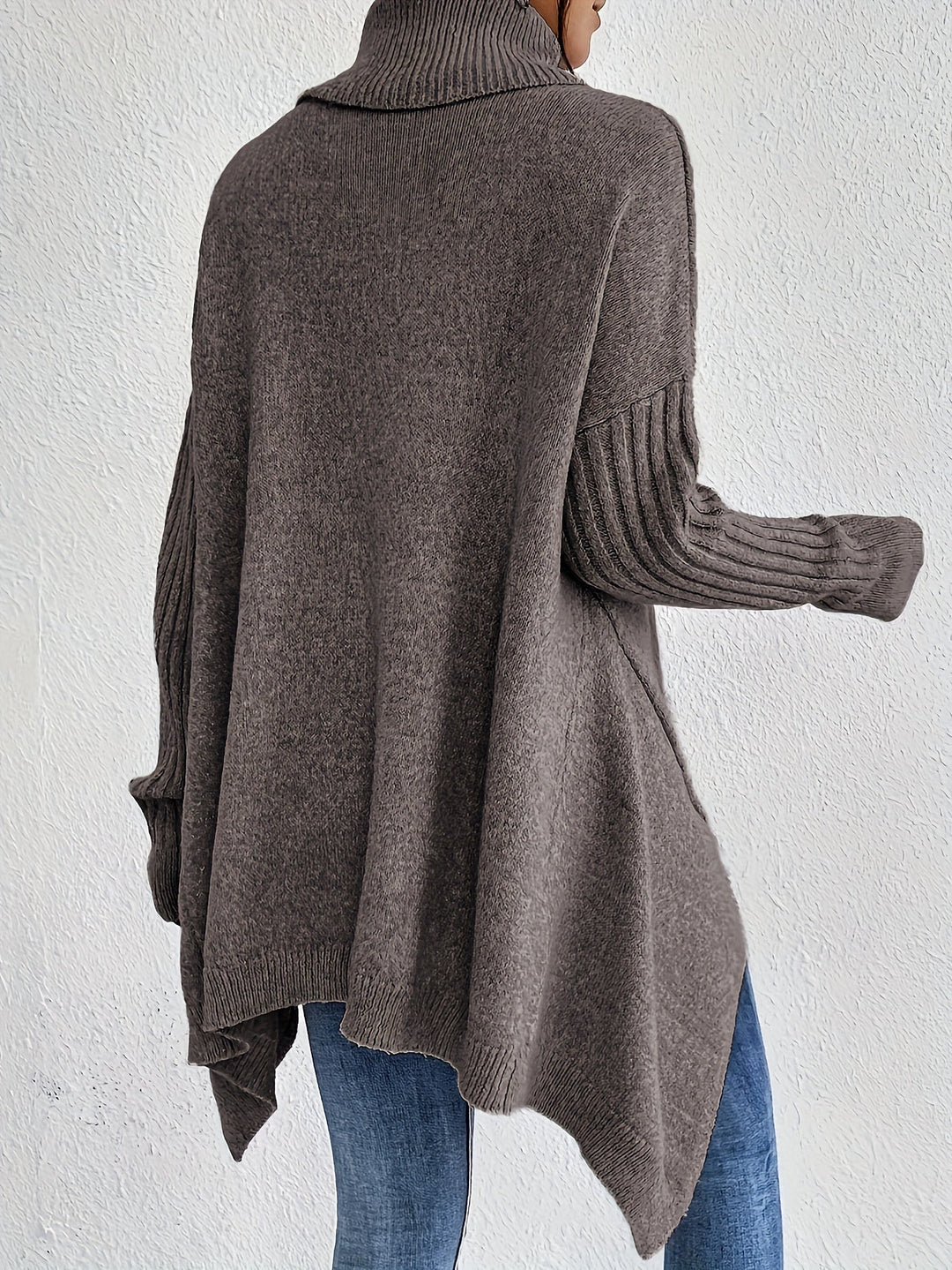 Léïna™ – The Soft & Relaxed Turtleneck Sweater | Elina Dublin