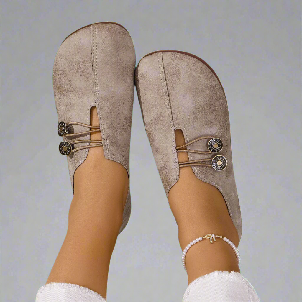 Grainne | Trainers — Elina Dublin