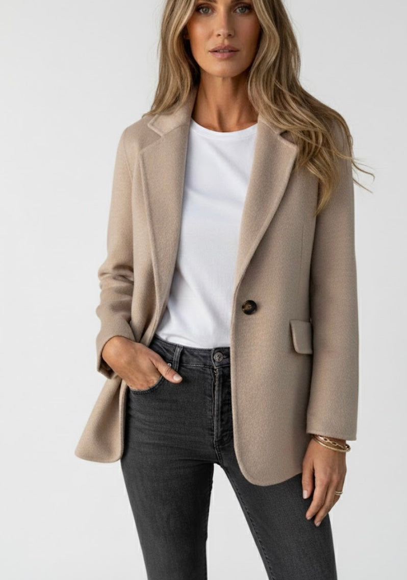 Renée™ – Warm Elegance for Every Season | Elina Dublin