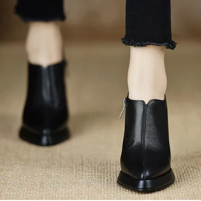 Lina – Stylish Court Shoes | Elina Dublin