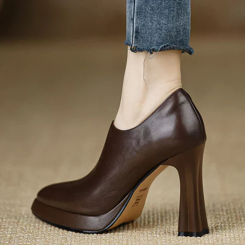 Lina – Stylish Court Shoes | Elina Dublin