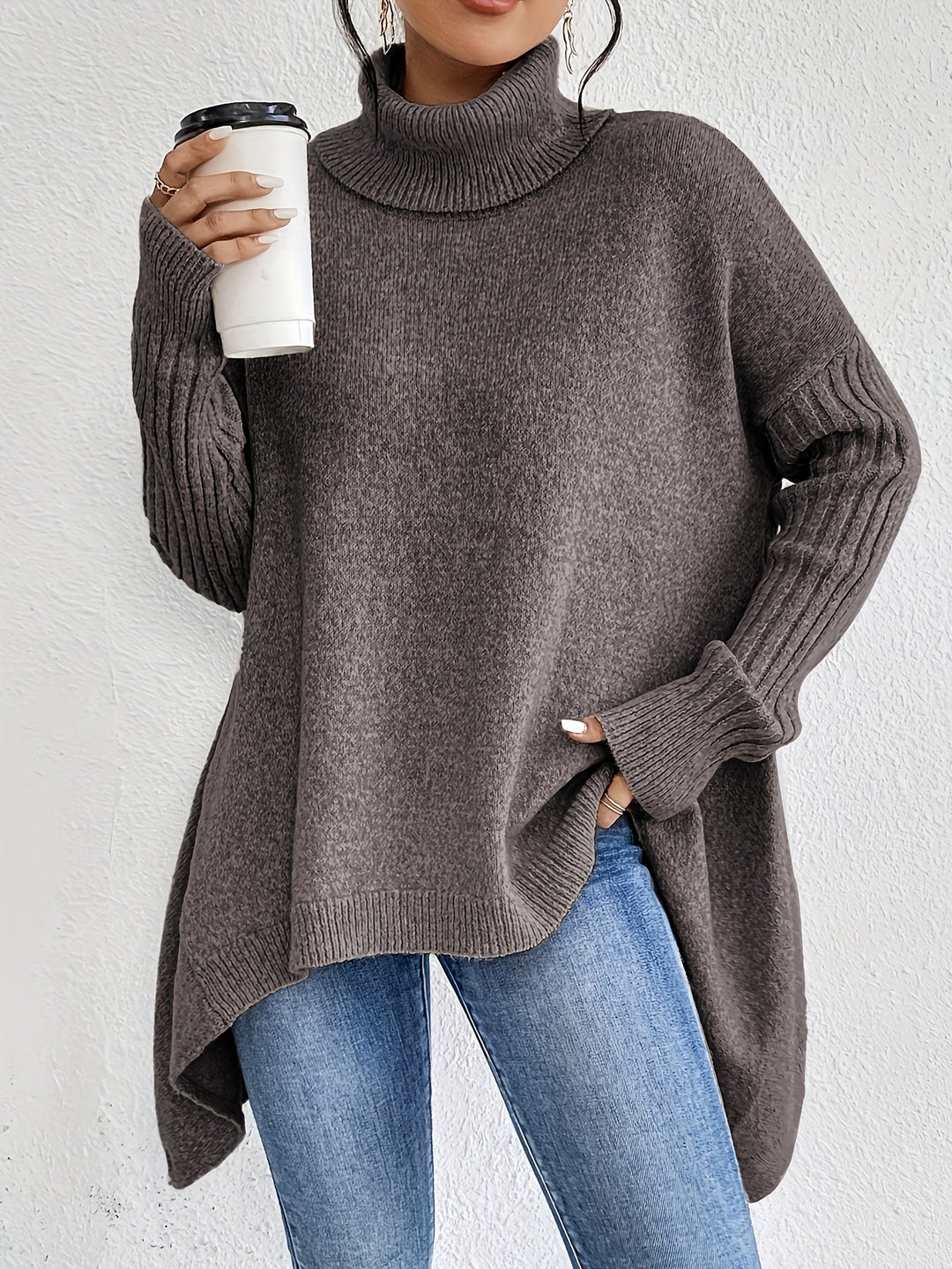 Léïna™ – The Soft & Relaxed Turtleneck Sweater | Elina Dublin