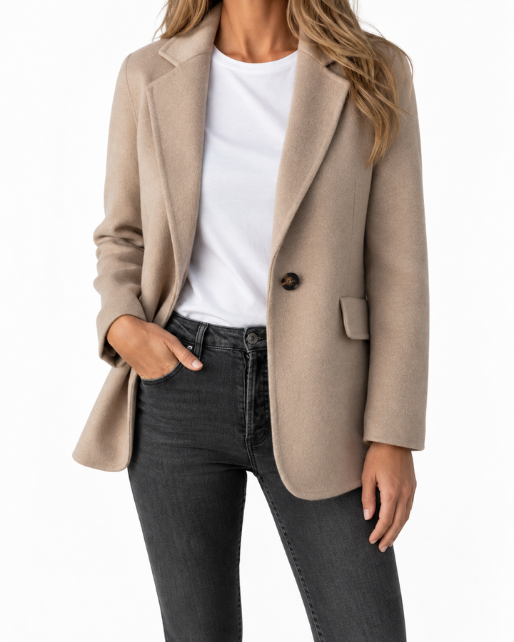 Renée™ – Warm Elegance for Every Season — Elina Dublin studio photograph