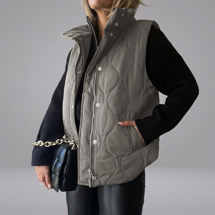 DARCY™ - Chic Lightweight Button-Up Puffer Vest | Elina Dublin