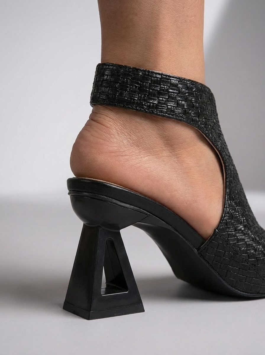 Lucy | Sandals — Elina Dublin